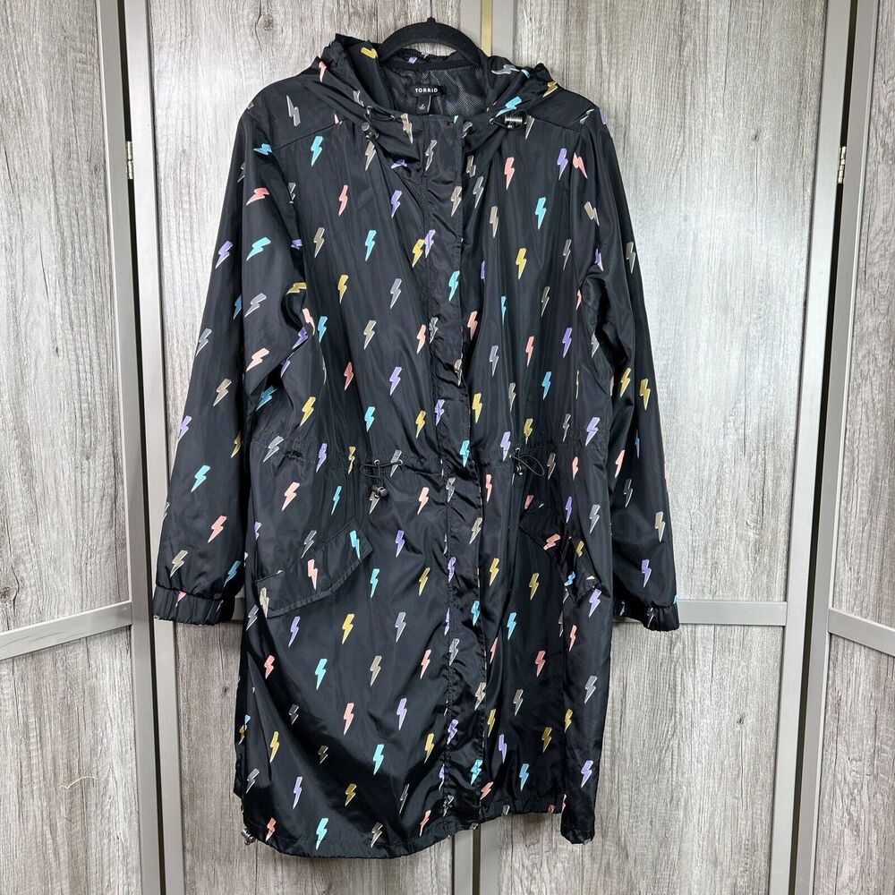 Women’s Black Hooded Lightning Print Packable Raincoat
